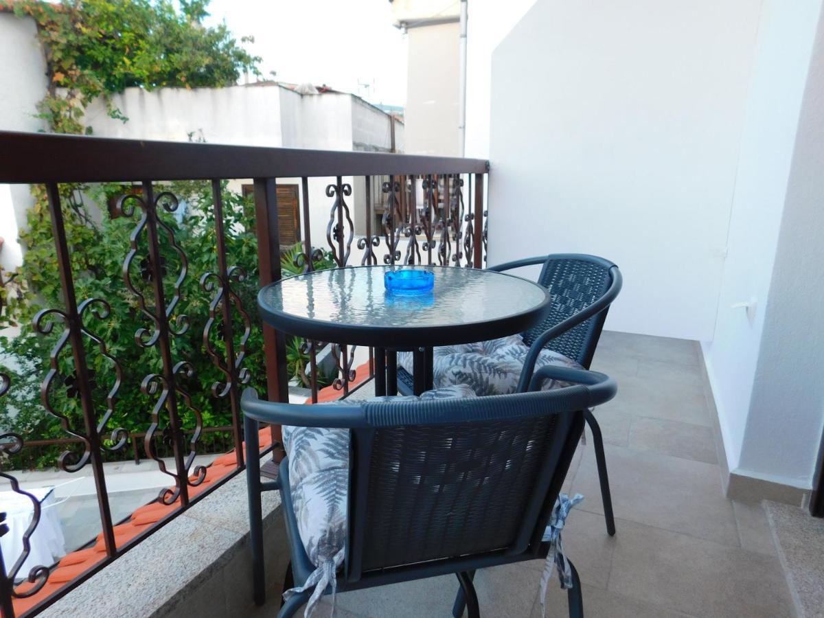 Yulia Luxury Apartments Ouranoupoli Exterior photo