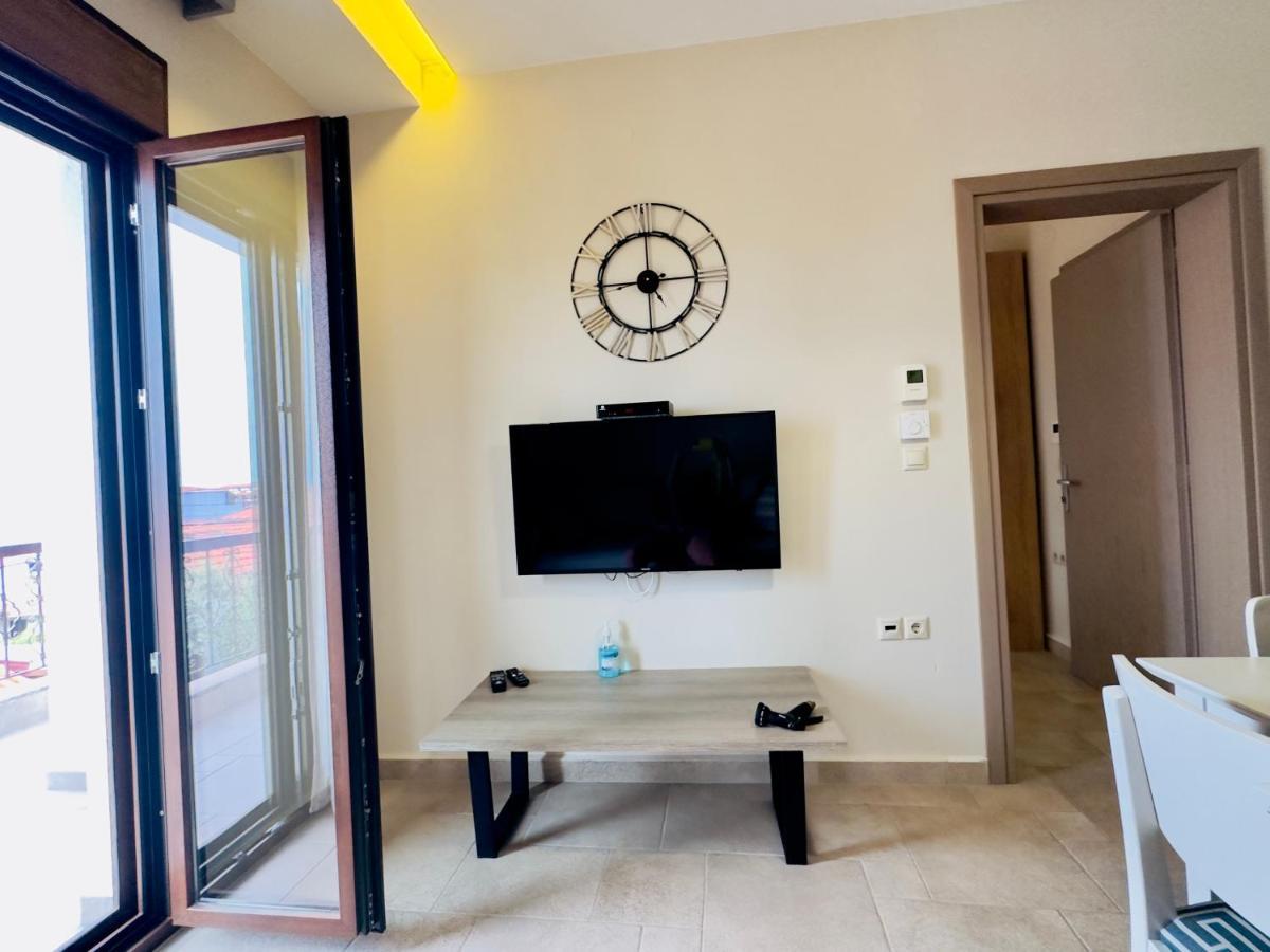 Yulia Luxury Apartments Ouranoupoli Exterior photo