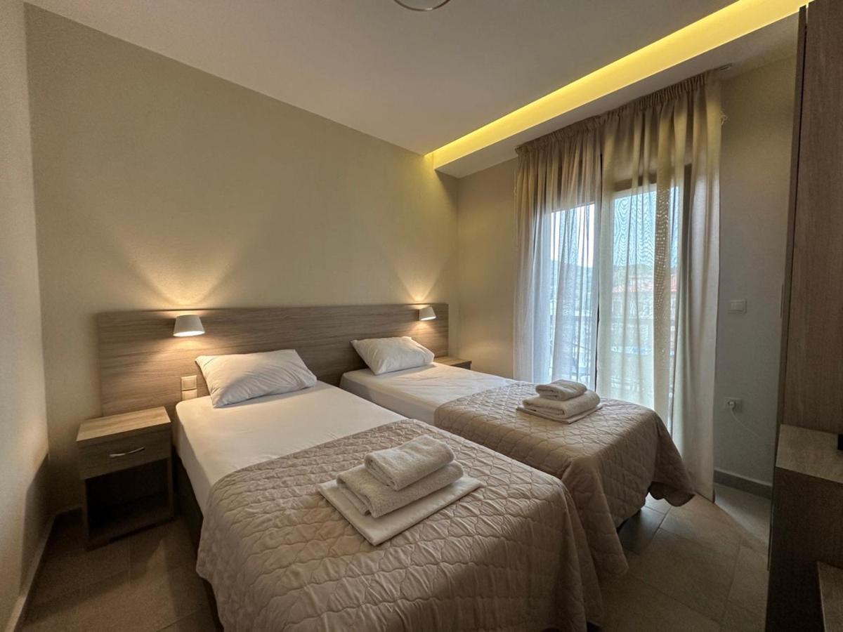 Yulia Luxury Apartments Ouranoupoli Exterior photo