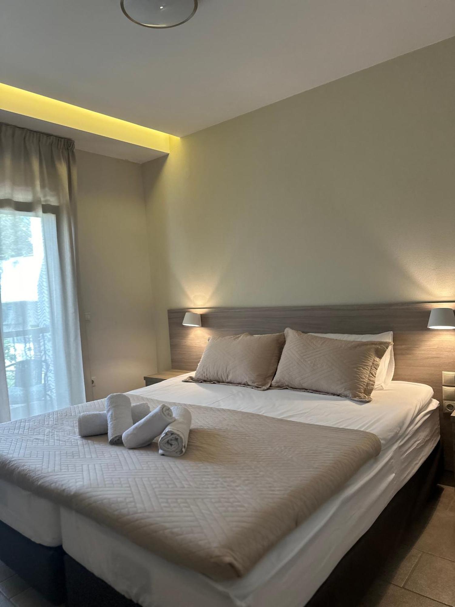 Yulia Luxury Apartments Ouranoupoli Exterior photo